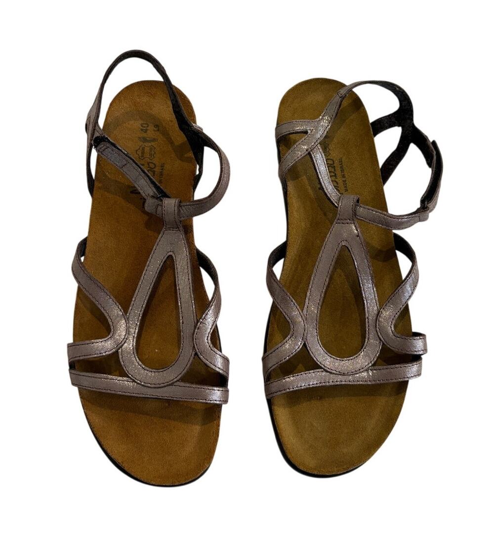 Naot Dorith Metallic Silver Strappy Leather Flat Sandals Women 40 US 9 Gladiator